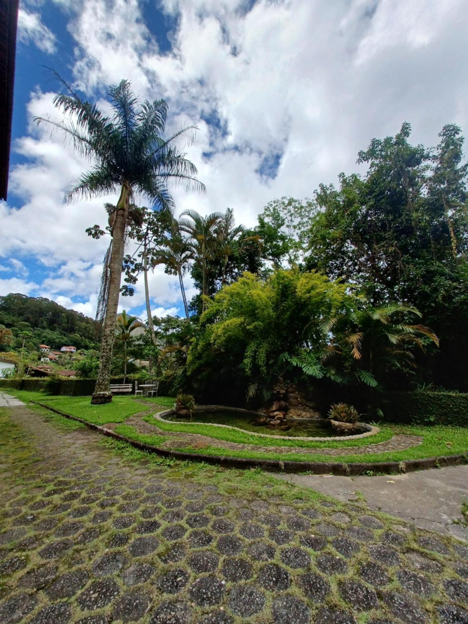 Espaco Plataforma Nova Friburgo Rom bilde